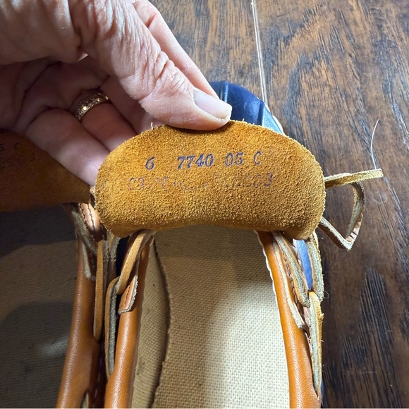 L.L. Bean Classic Low Bean Boots Womens Size 6 Navy Rubber Tan Leather Vintage - Picture 9 of 13